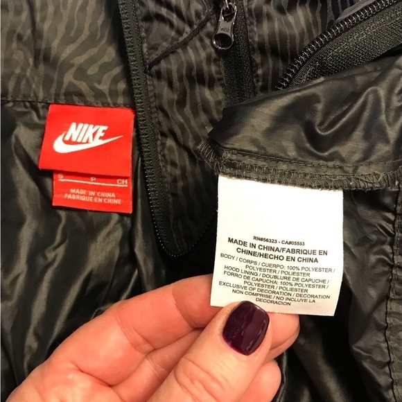 Pre-Loved Nike tunic windbreaker - Picture 3 of 4